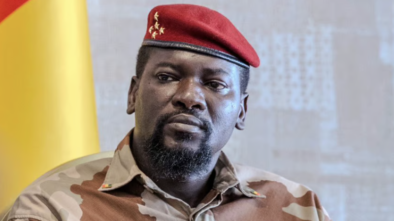 Guinée : Mamadi Doumbouya, architecte d'une diplomatie régionale ambitieuse.