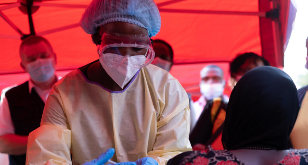 Ouganda : fin de l'épidémie d'Ebola, défi à la résilience sanitaire à relever