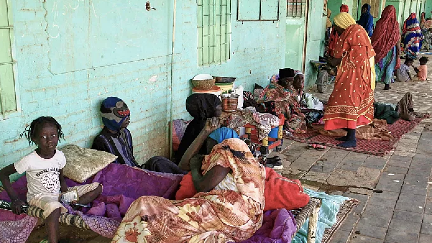Soudan : un exode massif face aux violences du Darfour.
