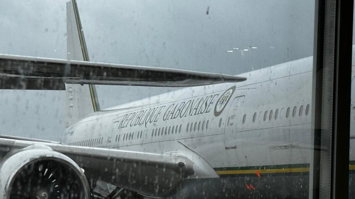 Gabon : Le scandale de l'avion d'Oligui, la luxueuse bévue de Yann Koubdjé