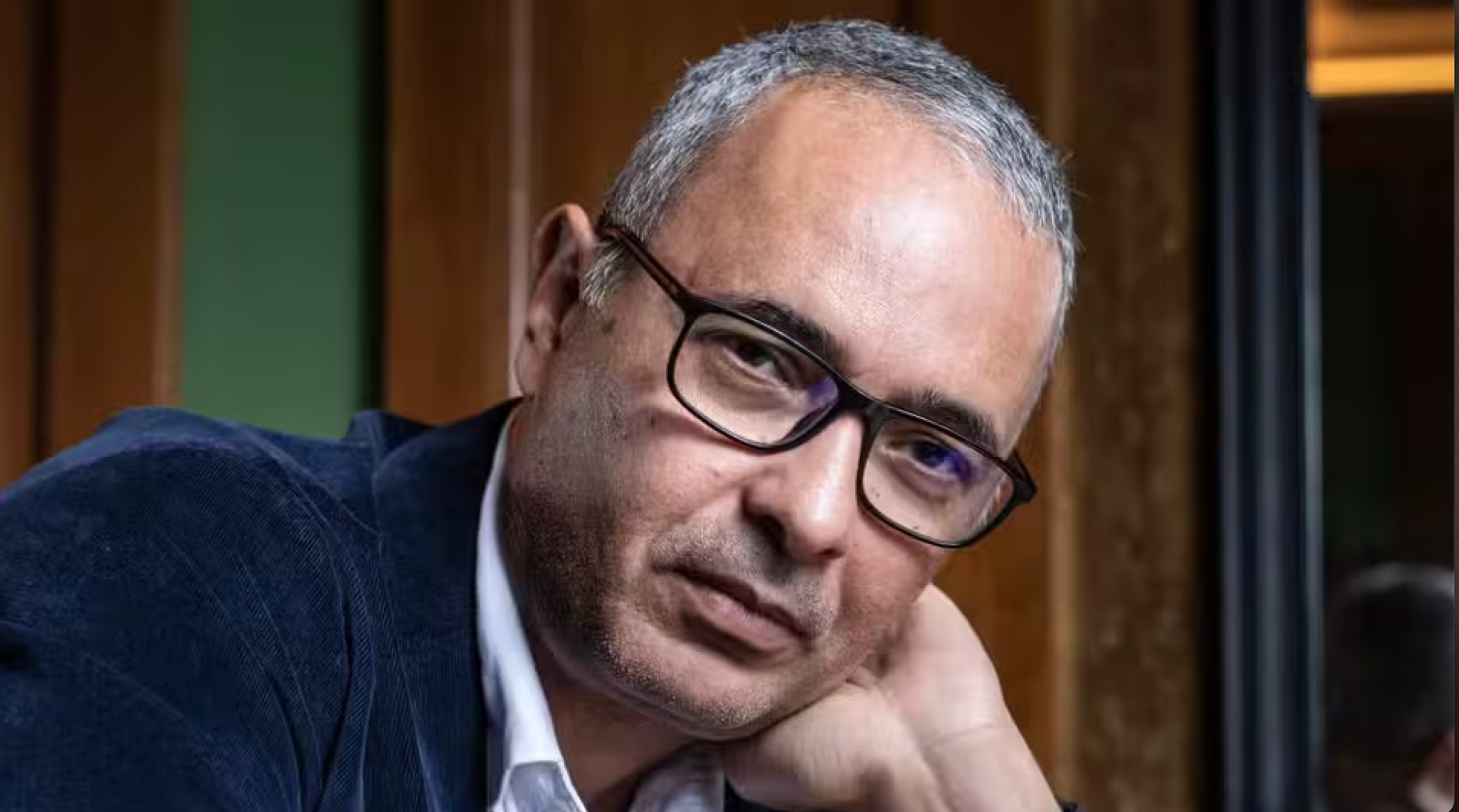 Algérie : Kamel Daoud sacré Prix Goncourt 2024, une voix littéraire en pleine ascension.