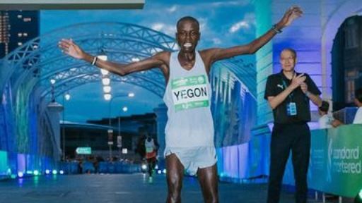 Kenya : Geoffrey Yegon triomphe au marathon de Singapour